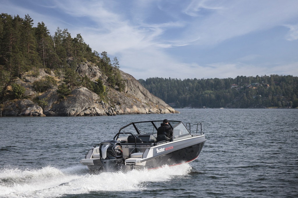 Buster Magnum VMAX