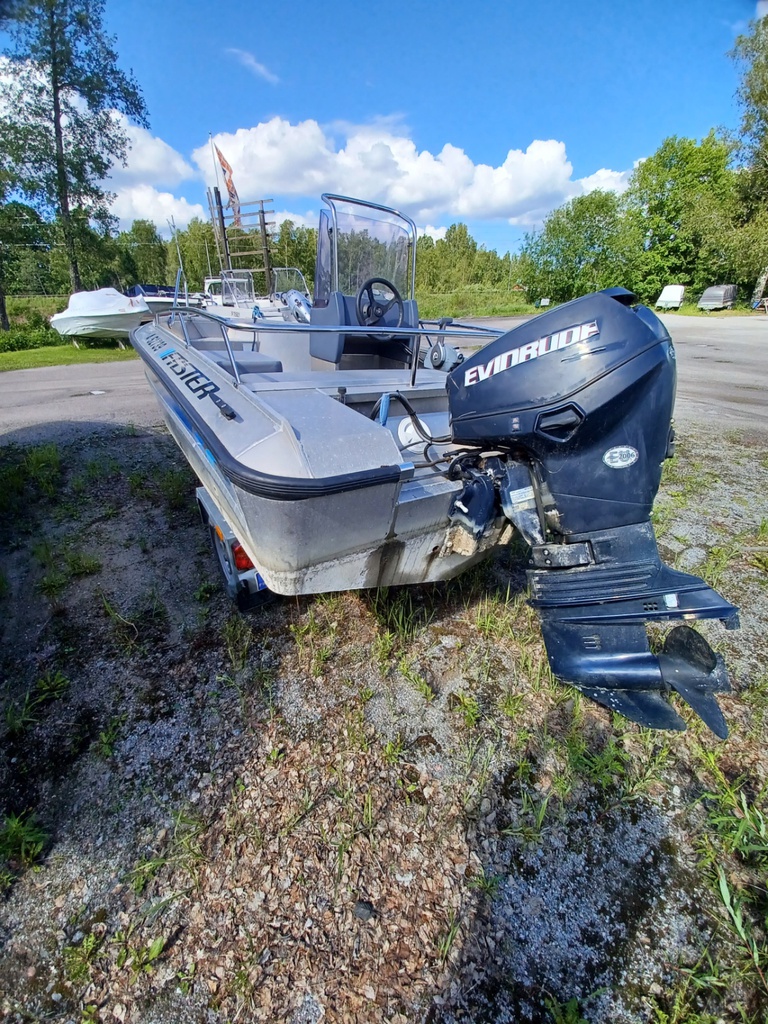 Faster 460 + Evinrude E-Tec 40hp