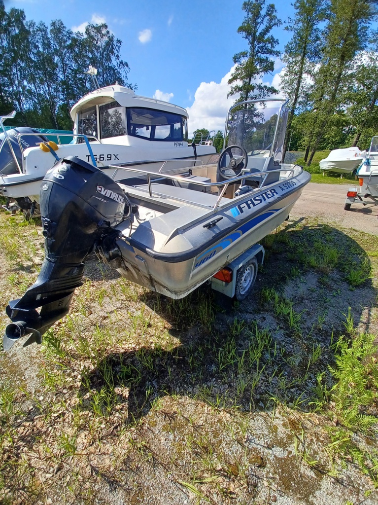 Faster 460 + Evinrude E-Tec 40hp