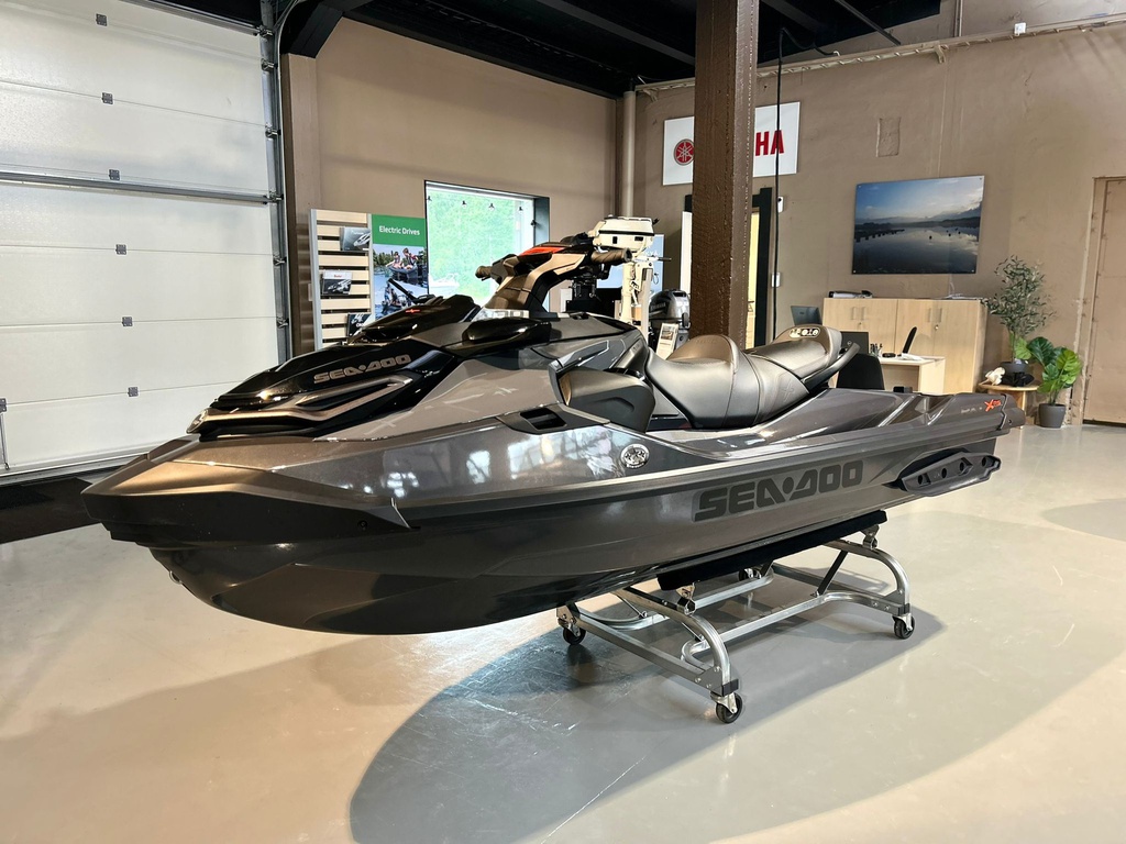 Sea Doo RXT-X 300RS