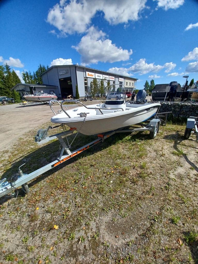 Suvi 4230+ Yamaha 20hp