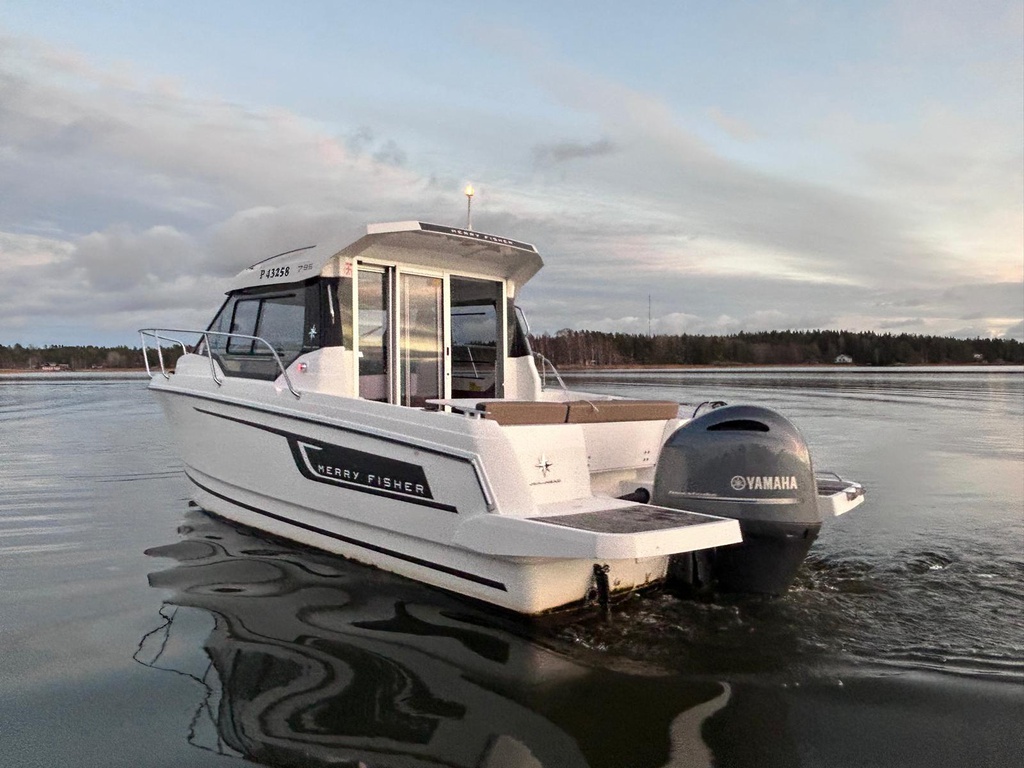 Jeanneau Merry Fisher 795