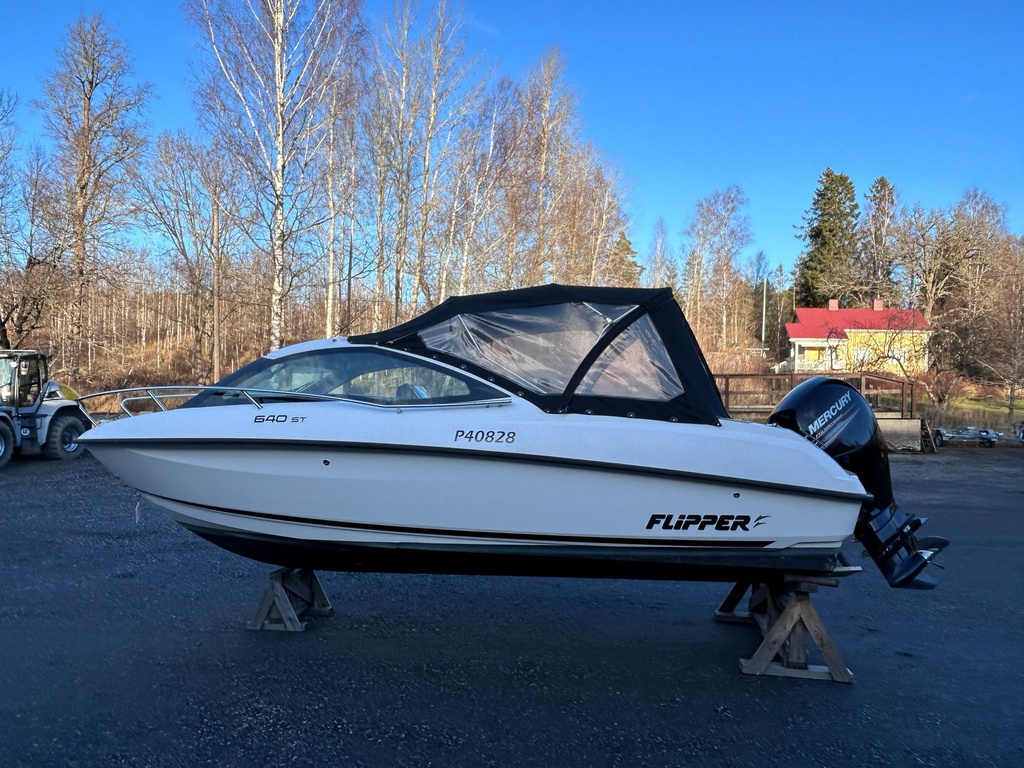 Flipper 640 ST + Mercury F150
