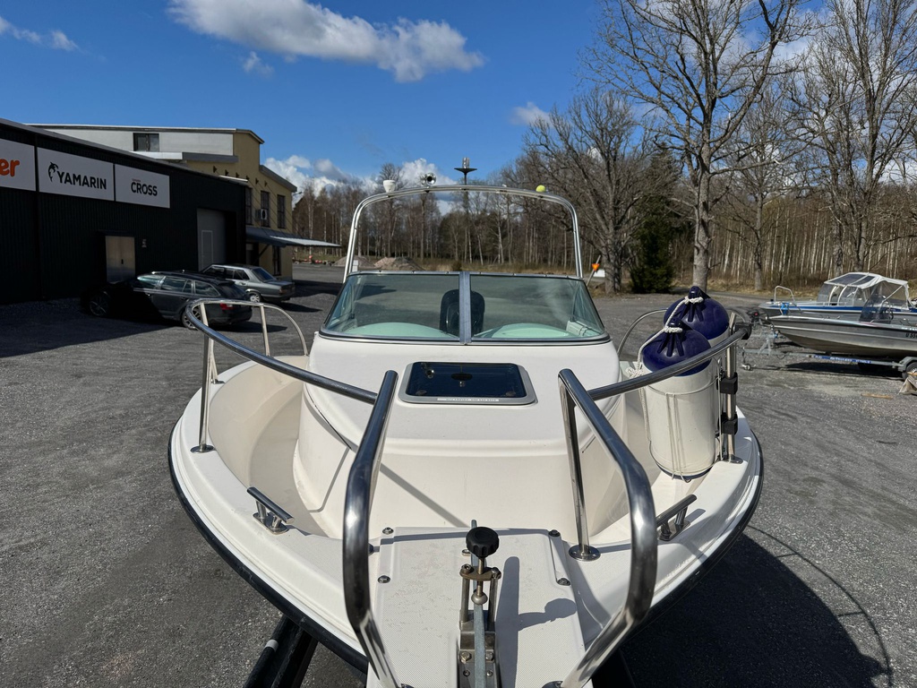 Karnic 5020 + Mercury Optimax 150