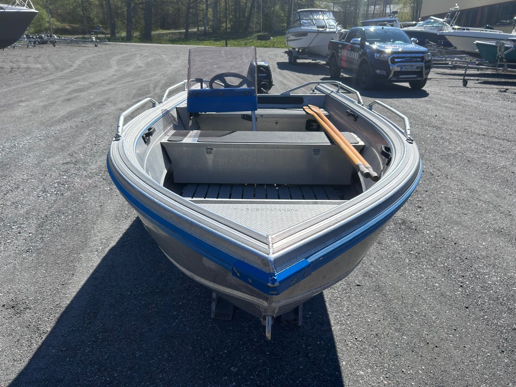 Buster XSr + Suzuki DF15