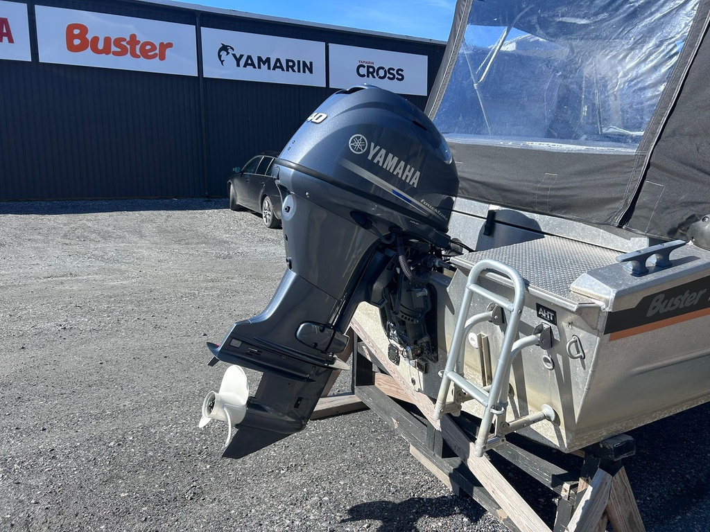 Buster M2 + Yamaha F40