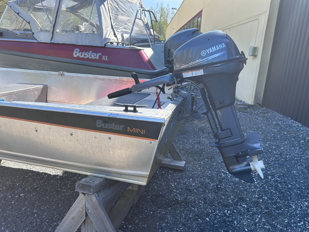 Buster Mini + Yamaha F8