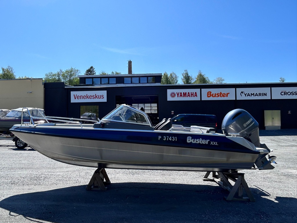 Buster XXL + Yamaha F150 