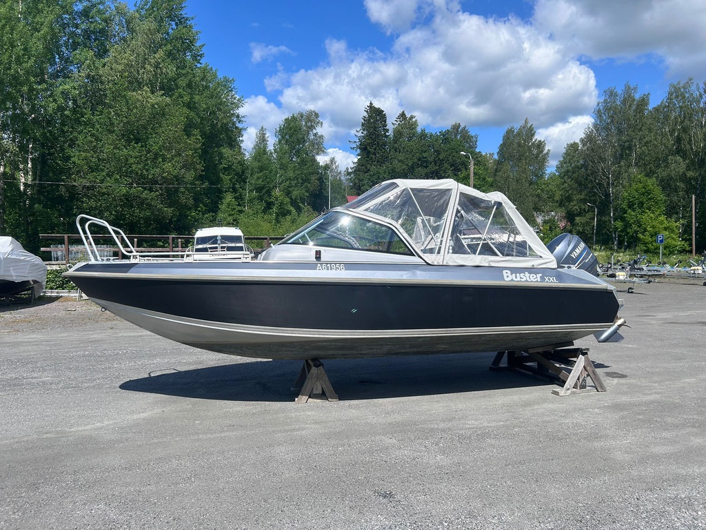 Buster XXl+Yamaha 115