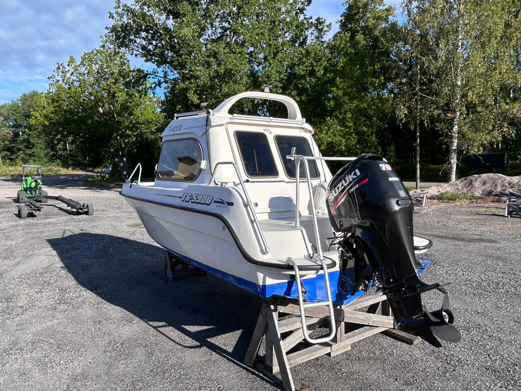 TG 5900 + Suzuki DF70 T42110