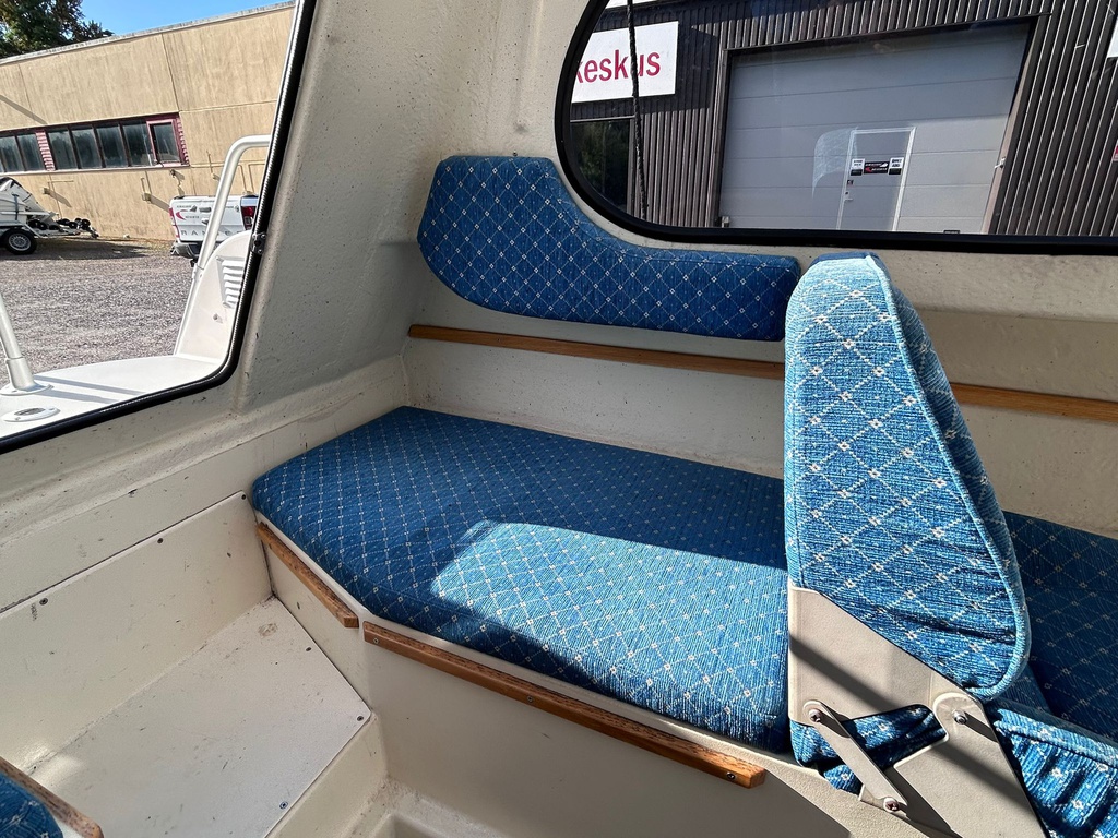 TG 5900 + Suzuki DF70 T42110