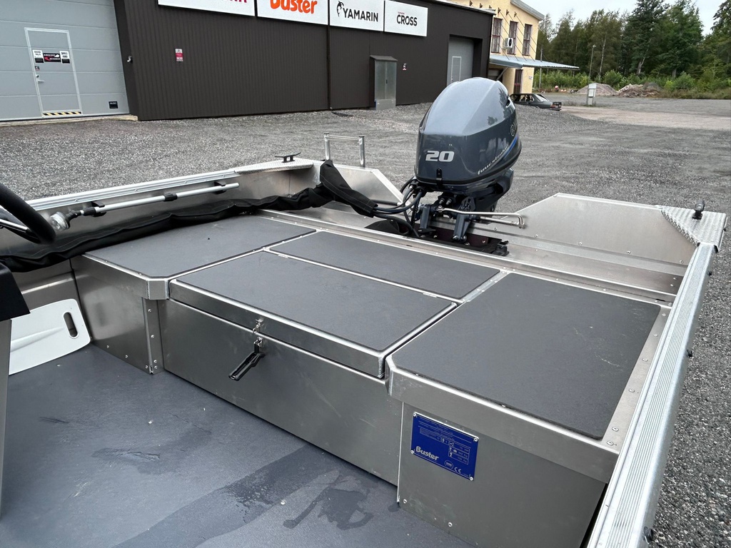Buster XSr + Yamaha F20 2025