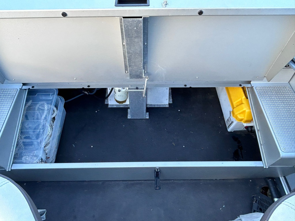 Buster XL + Yamaha F115