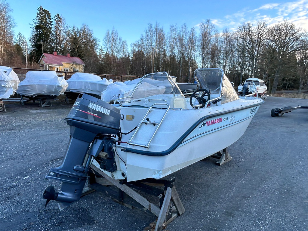 Yamarin 4730 + Yamaha F40