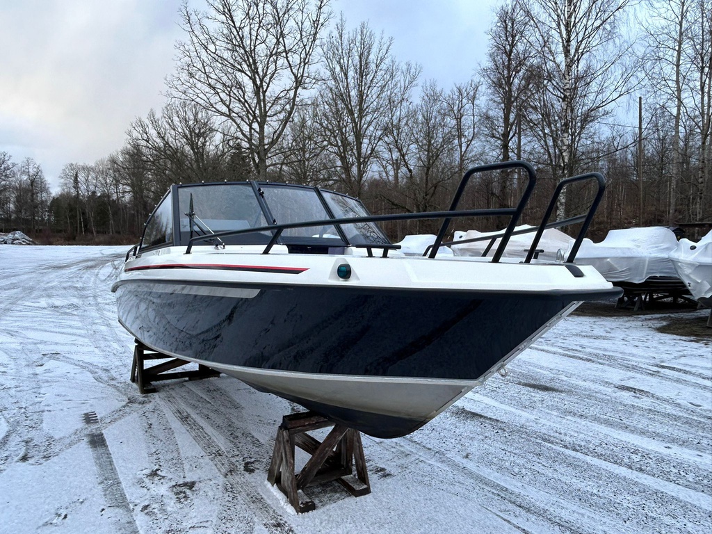 Yamarin Cross 57BR VMAX + Yamaha VF115 VMAX