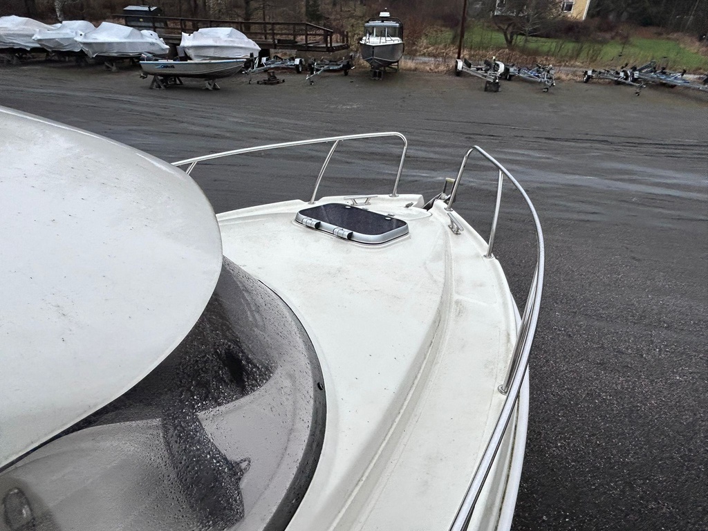 Sport-Yacht Pilot House 535 + Suzuki DF115