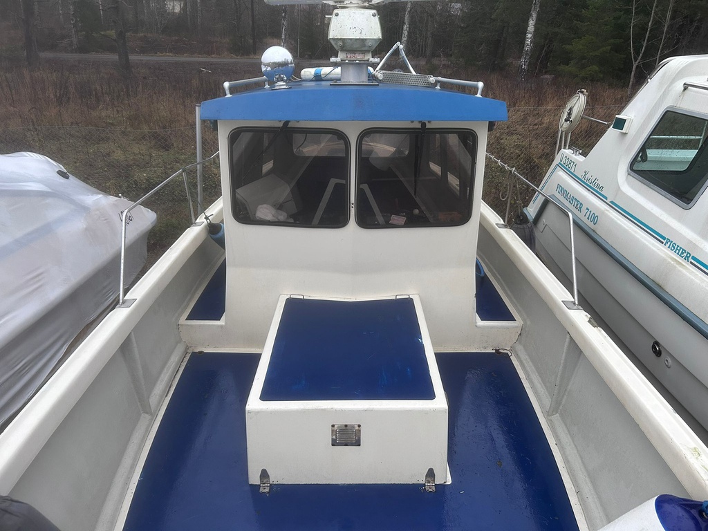 FISHMASTER 810 + Yanmar 4LH-DTE