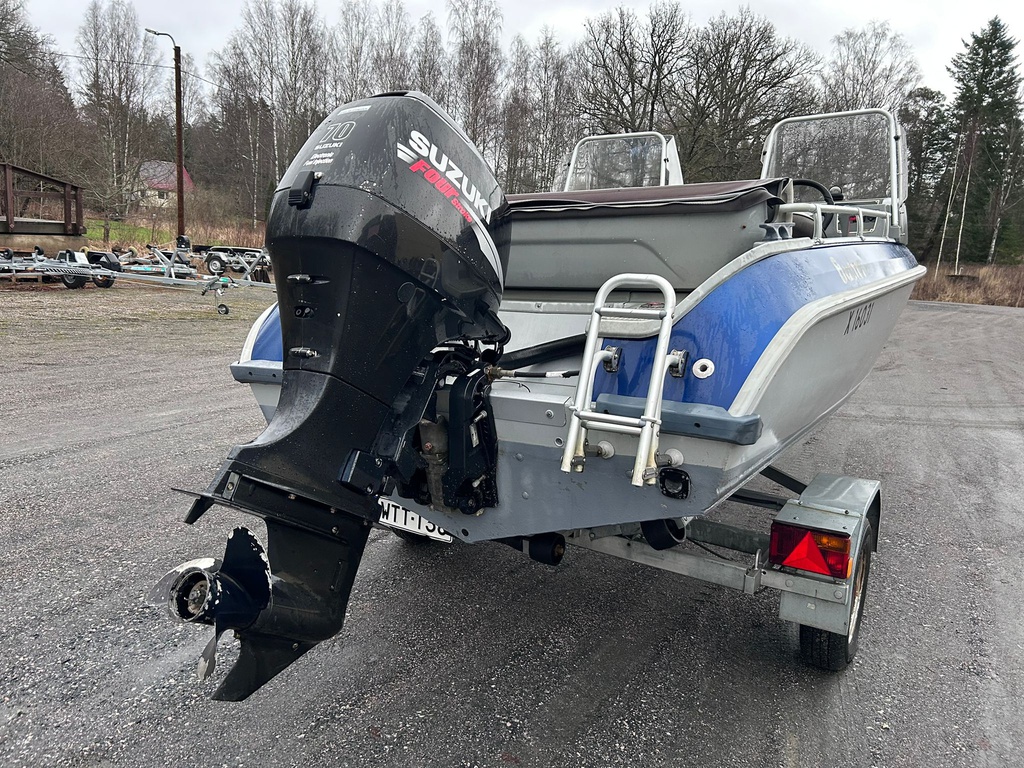 Buster X + Suzuki DF70