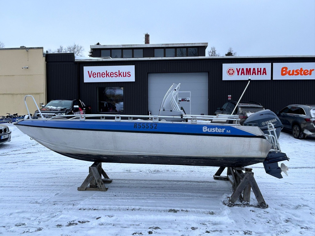 Buster M2 + Yamaha F40