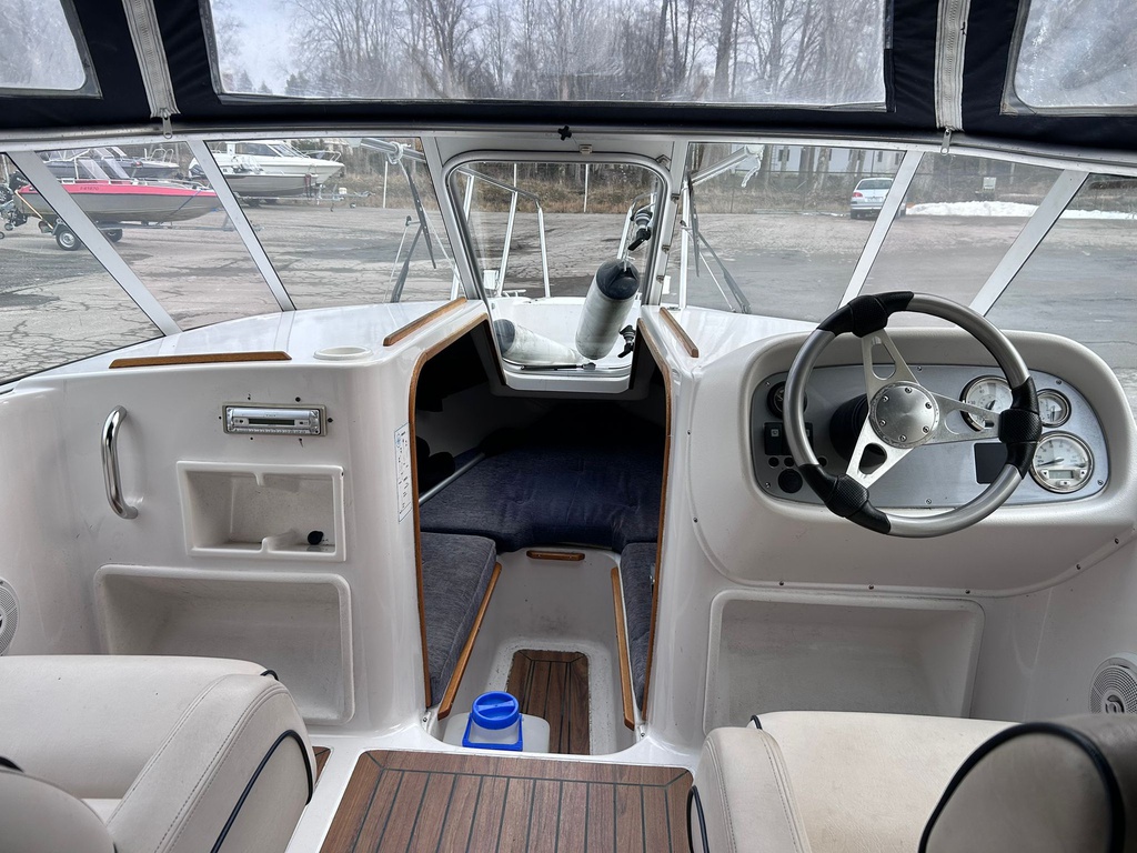 Cresent T-Rex V 23 + Evinrude 115