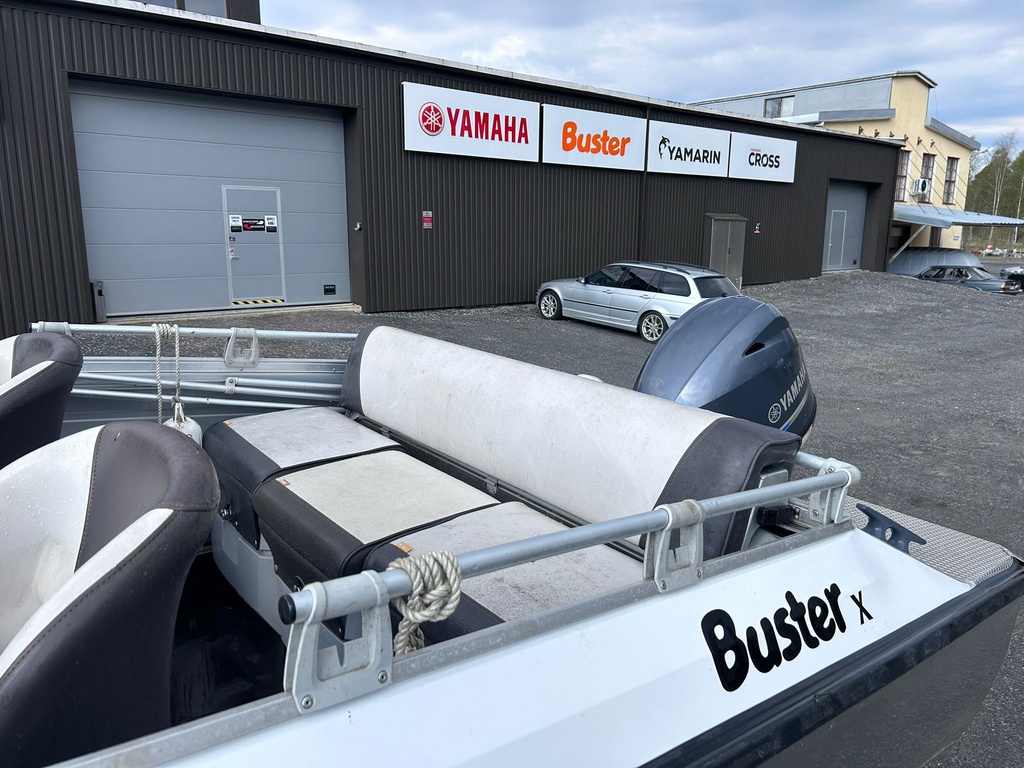 Buster X + Yamaha F70