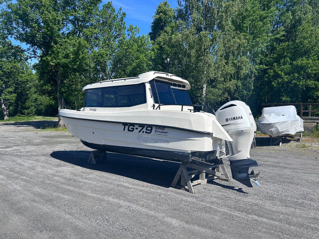 TG 7.9 Supreme + Yamaha F300