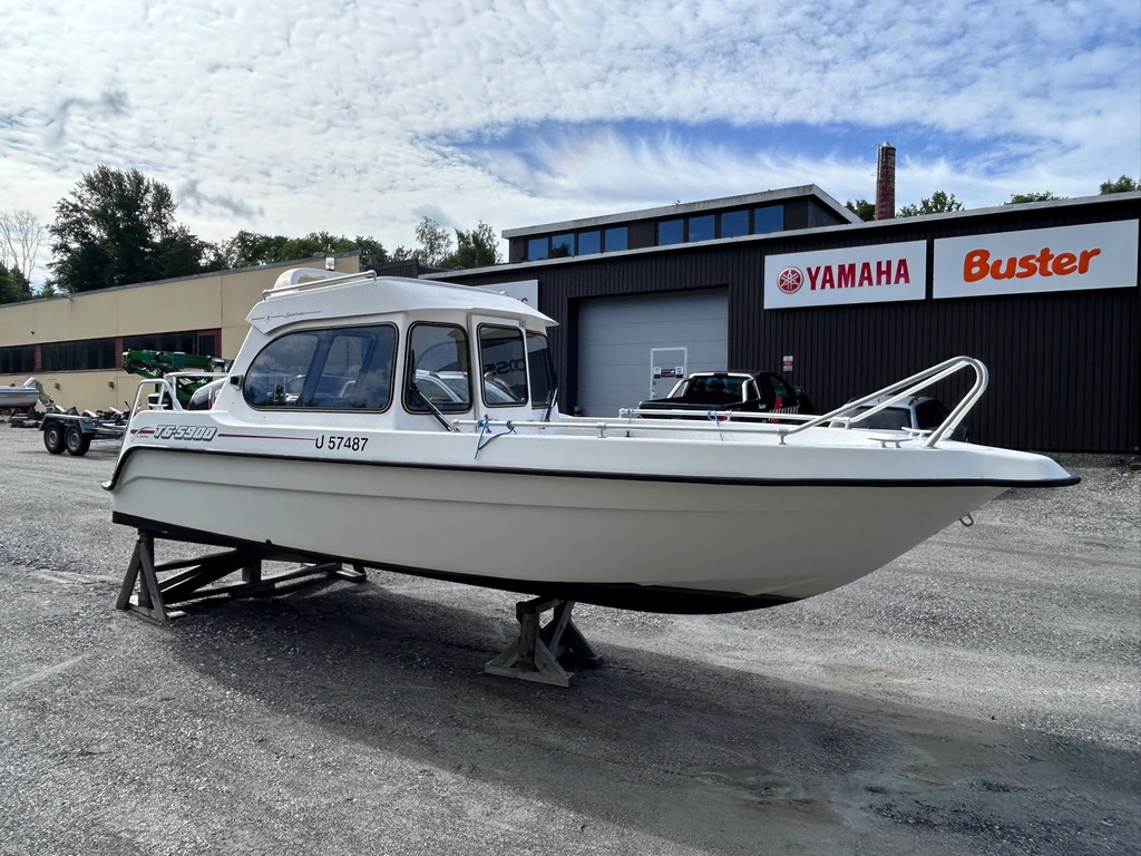 TG 5900 + Suzuki DF70