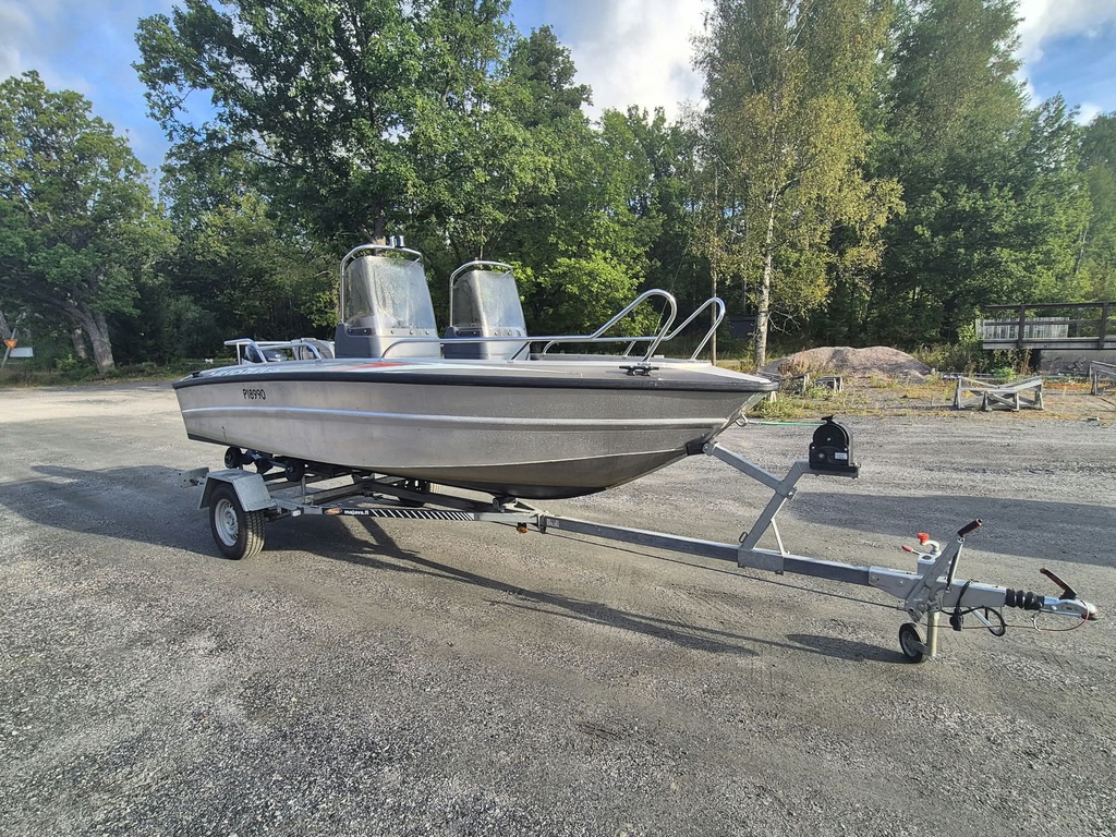 Faster 515SC + Evinrude E-TEC 90