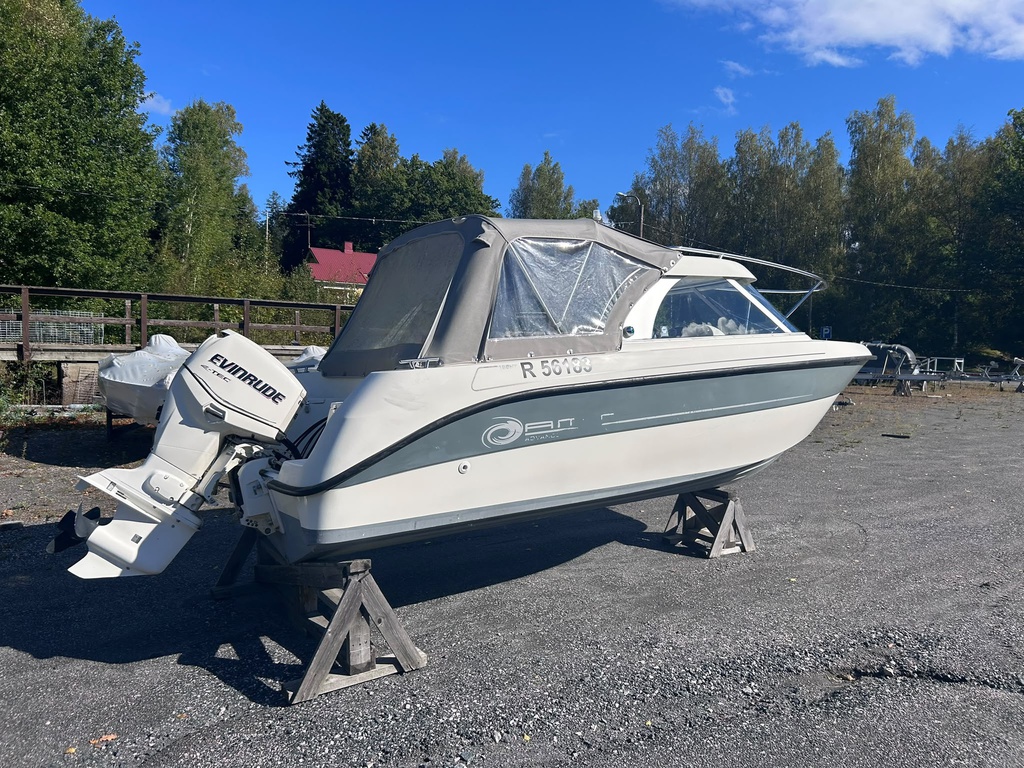 AMT 185HT + Evinrude E-TEC 90