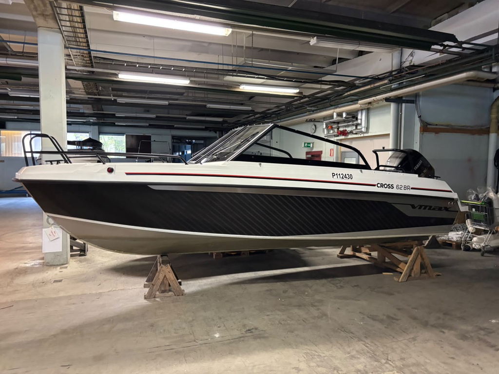 Yamarin Cross 62BR VMAX + Yamaha VF150