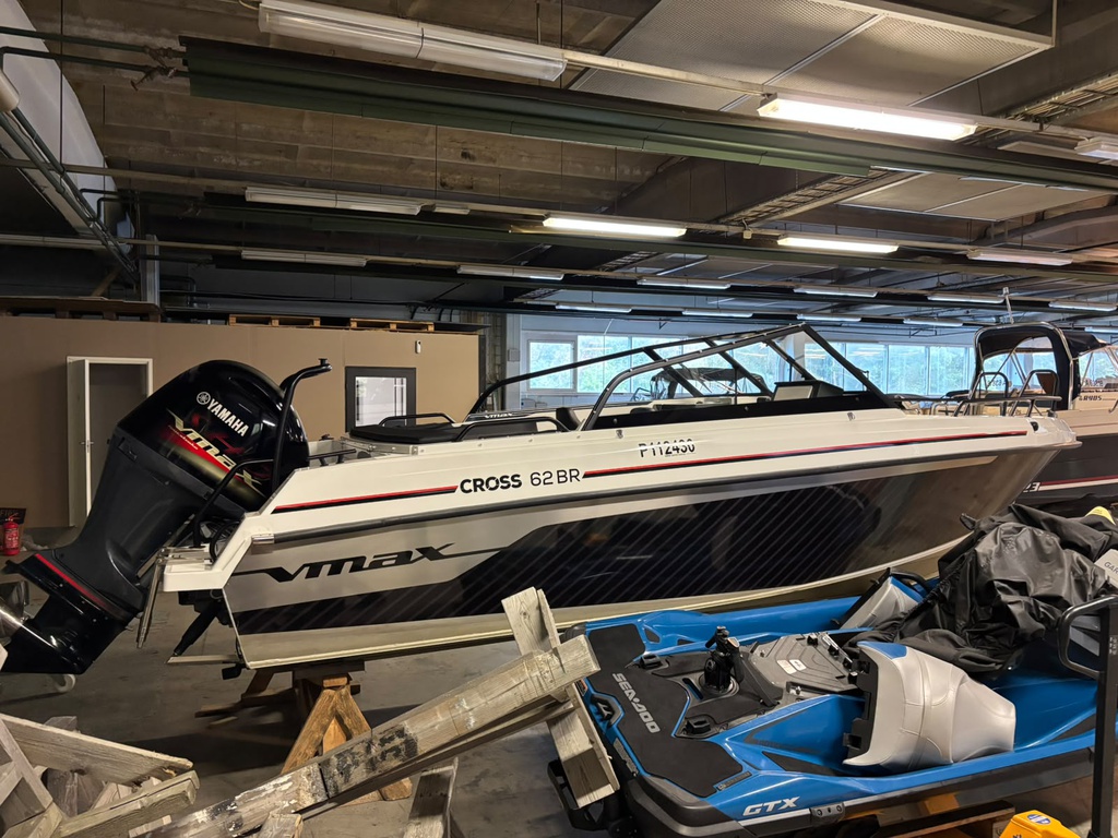 Yamarin Cross 62BR VMAX + Yamaha VF150