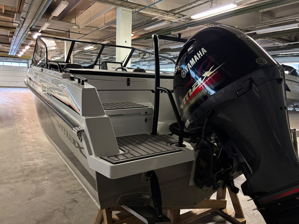 Yamarin Cross 62BR VMAX + Yamaha VF150