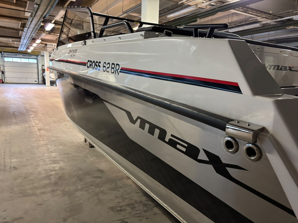 Yamarin Cross 62BR VMAX + Yamaha VF150