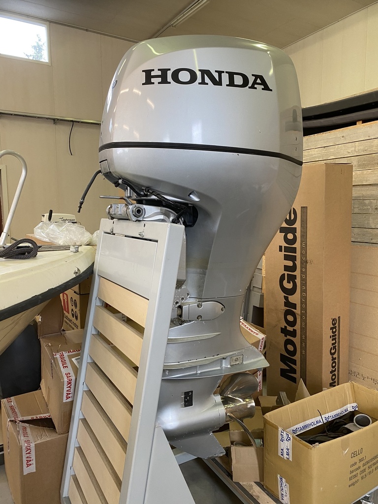 Honda BF150 