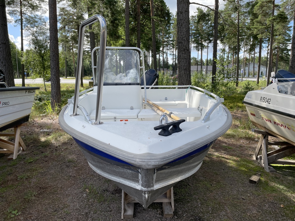 Silver Colibri 405 + Evinrude 25