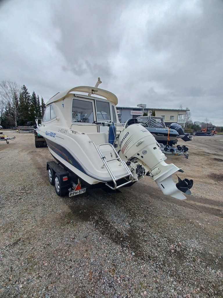 Flipper 630cc -05 + Johnsson 140 hp 4t -05 + 1600kg trailer -85
