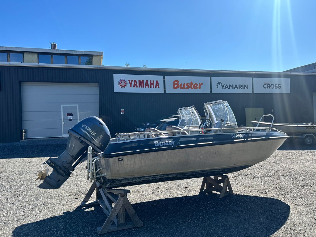 Buster LX + Yamaha 60