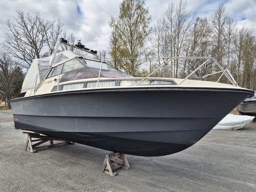 Fjord 725SE + Yanmar 4LHA 240hv