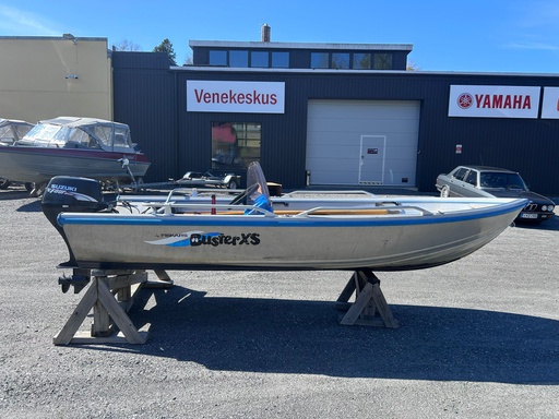 Buster XSr + Suzuki DF15