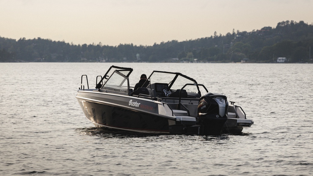 Buster Magnum VMAX